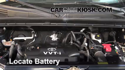 2006 Scion xB 1.5L 4 Cyl. Battery Replace